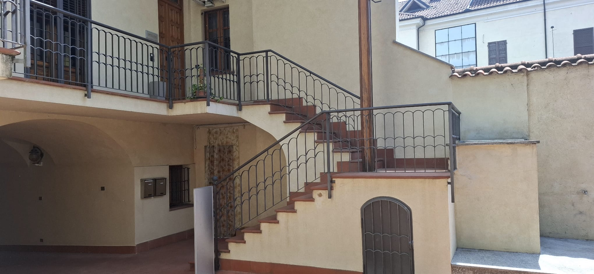 School Italy Outside